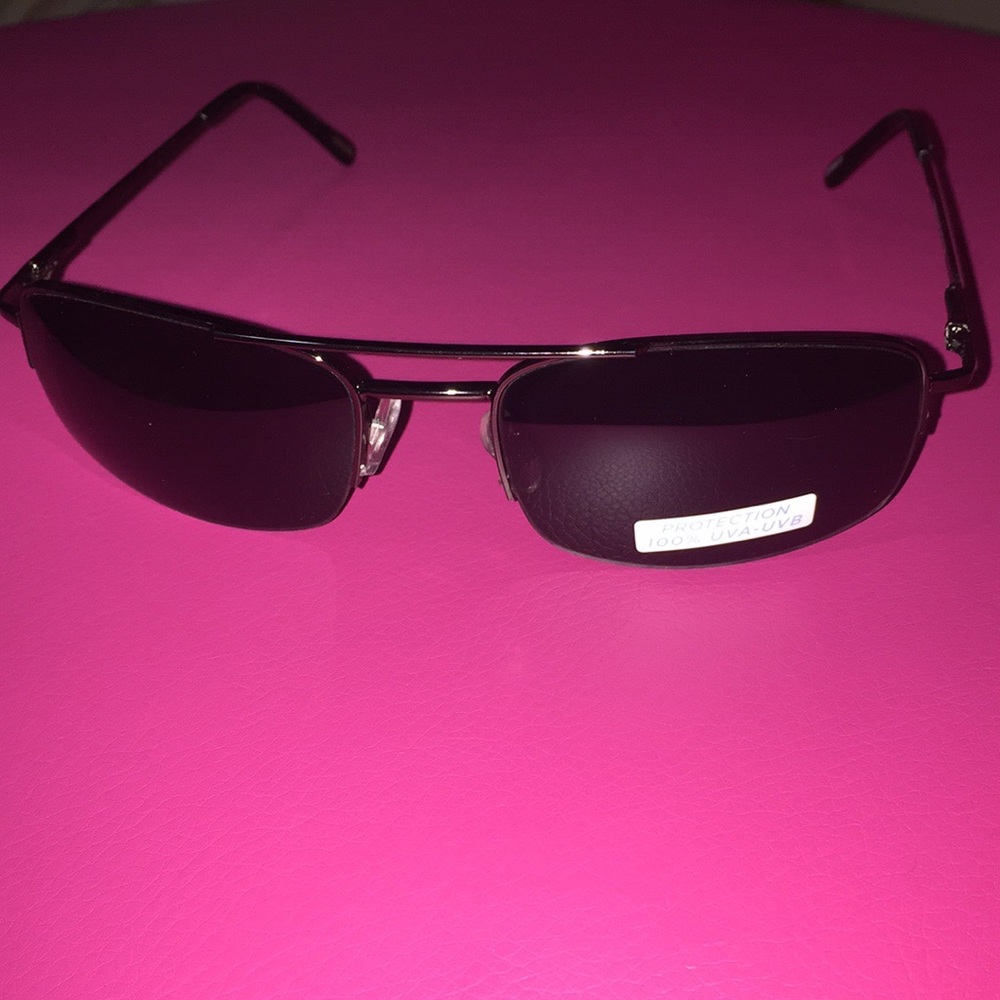 Men’s Slim Aviator Sunglasses